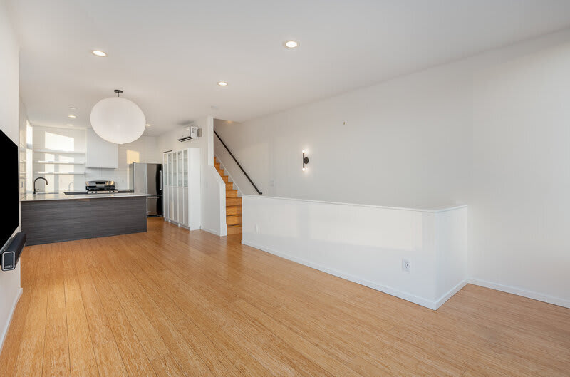 206 22nd Ave – photo 3