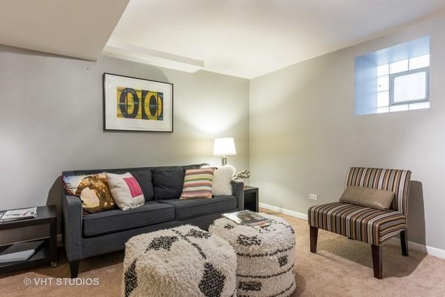 1517 North Paulina St. – photo 2