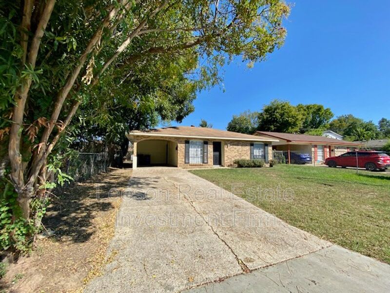 217 N Emerald Loop – photo 2