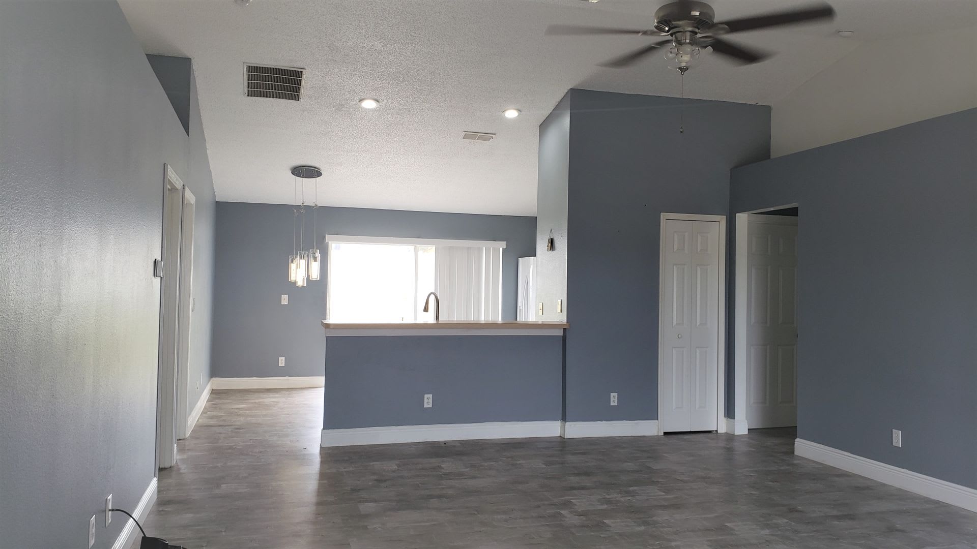~3/2~ Cardinal Pines Estate~Large Fenced in Backyard~ – photo 4