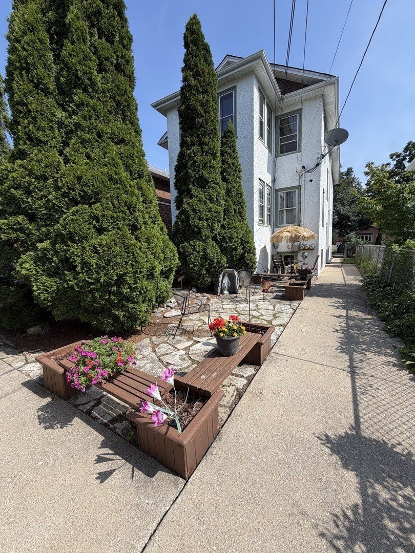 9002 Sheridan Avenue – photo 4