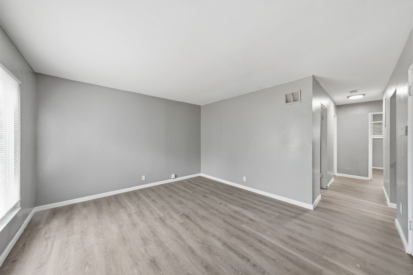 Section 8 Welcome For Rent – 237 Grampian Rd, St. Louis, MO – photo 4