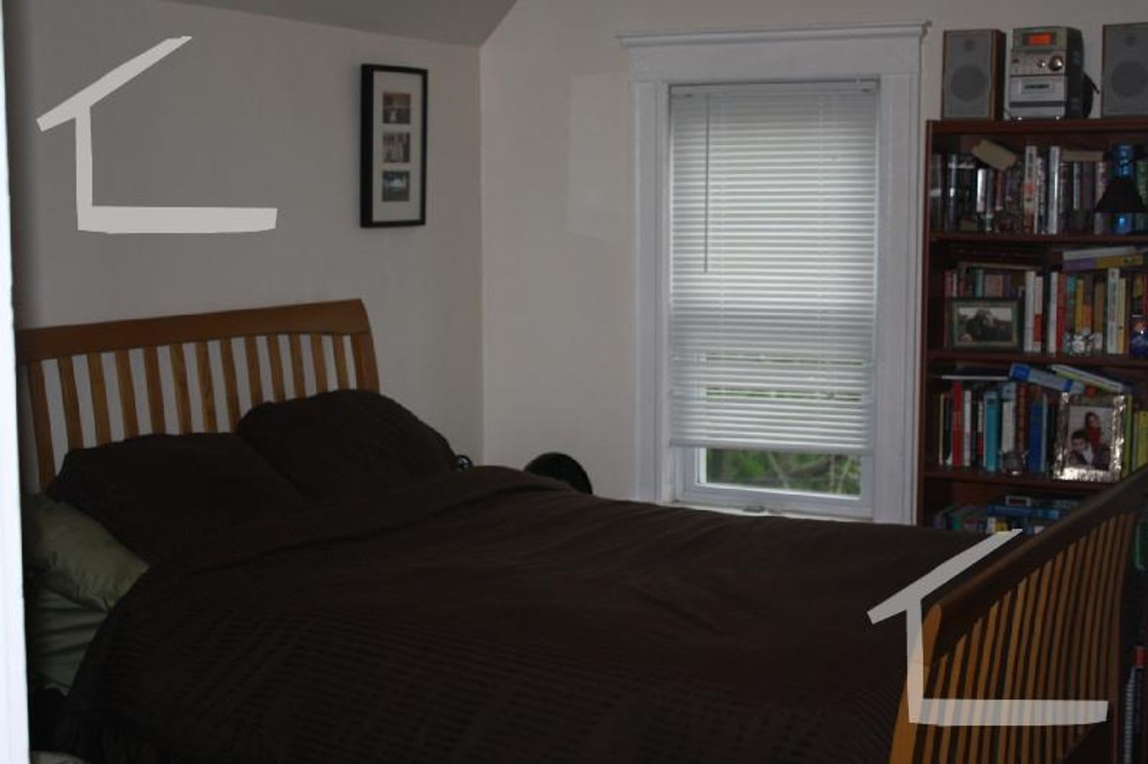 Nicely renovated 3 bed near Oak Square in Brighton. – photo 2