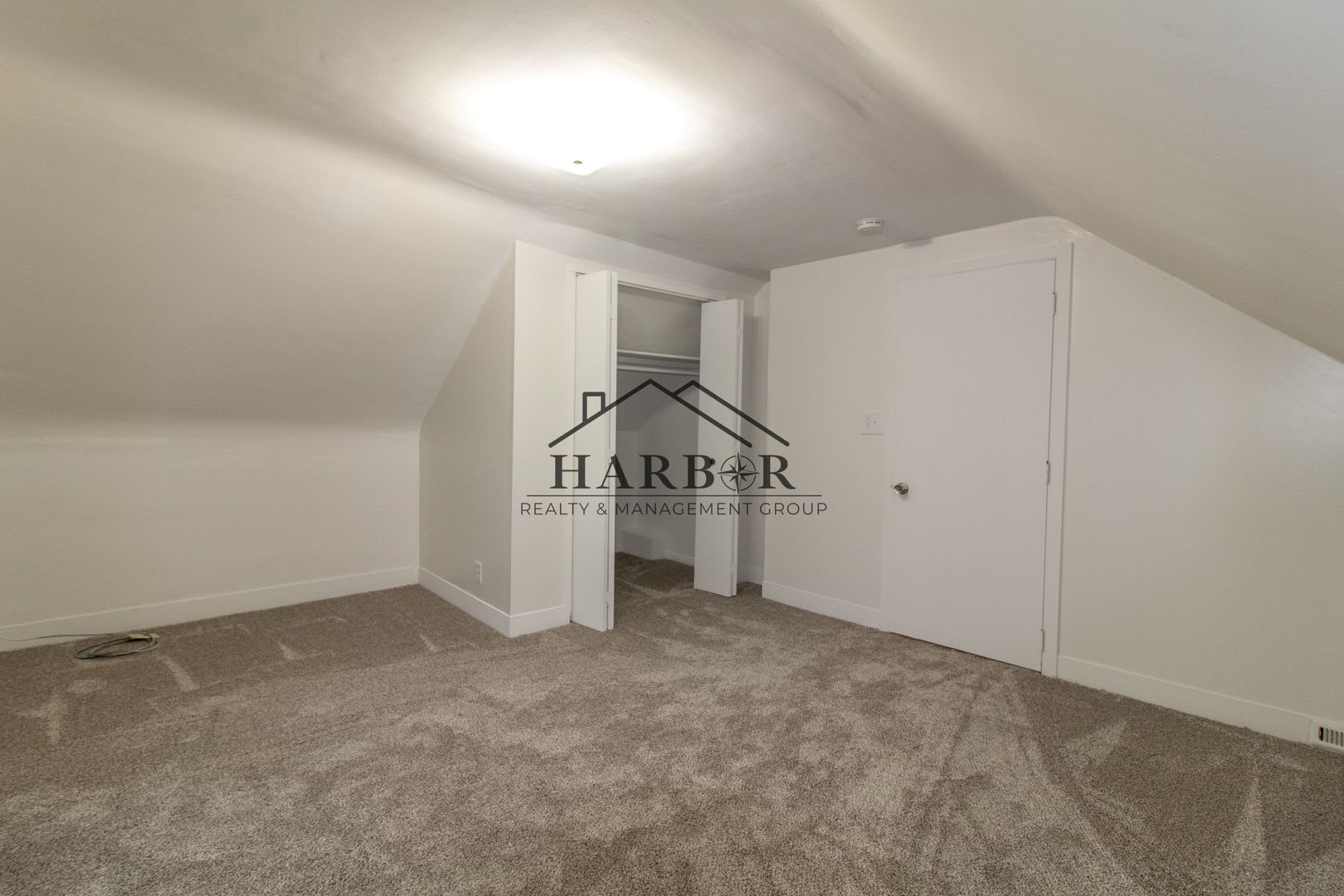 224 9th Ave NW – photo 3