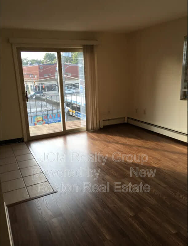 540 Chestnut St – photo 2