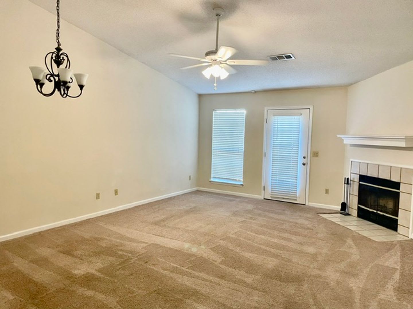Convenient 3-bedroom, 2-bath home near Campus – photo 5