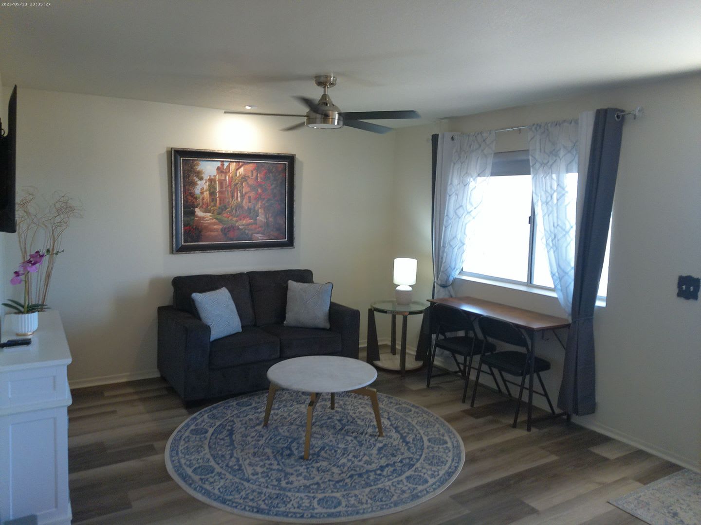 Beautifully designed short-term rental Or Long-Term offering comfort, style, and convenience – photo 4