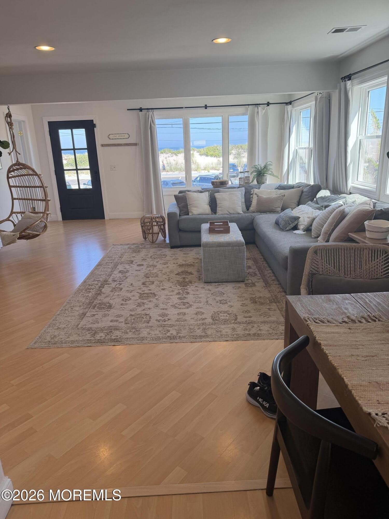 1105 N Ocean Avenue – photo 4