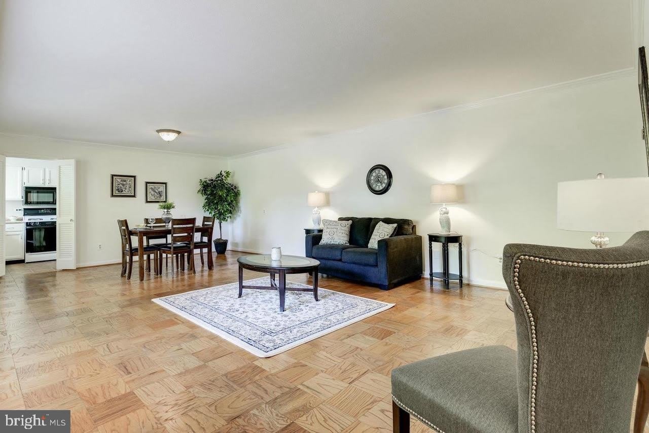 10667 MONTROSE Avenue – photo 4