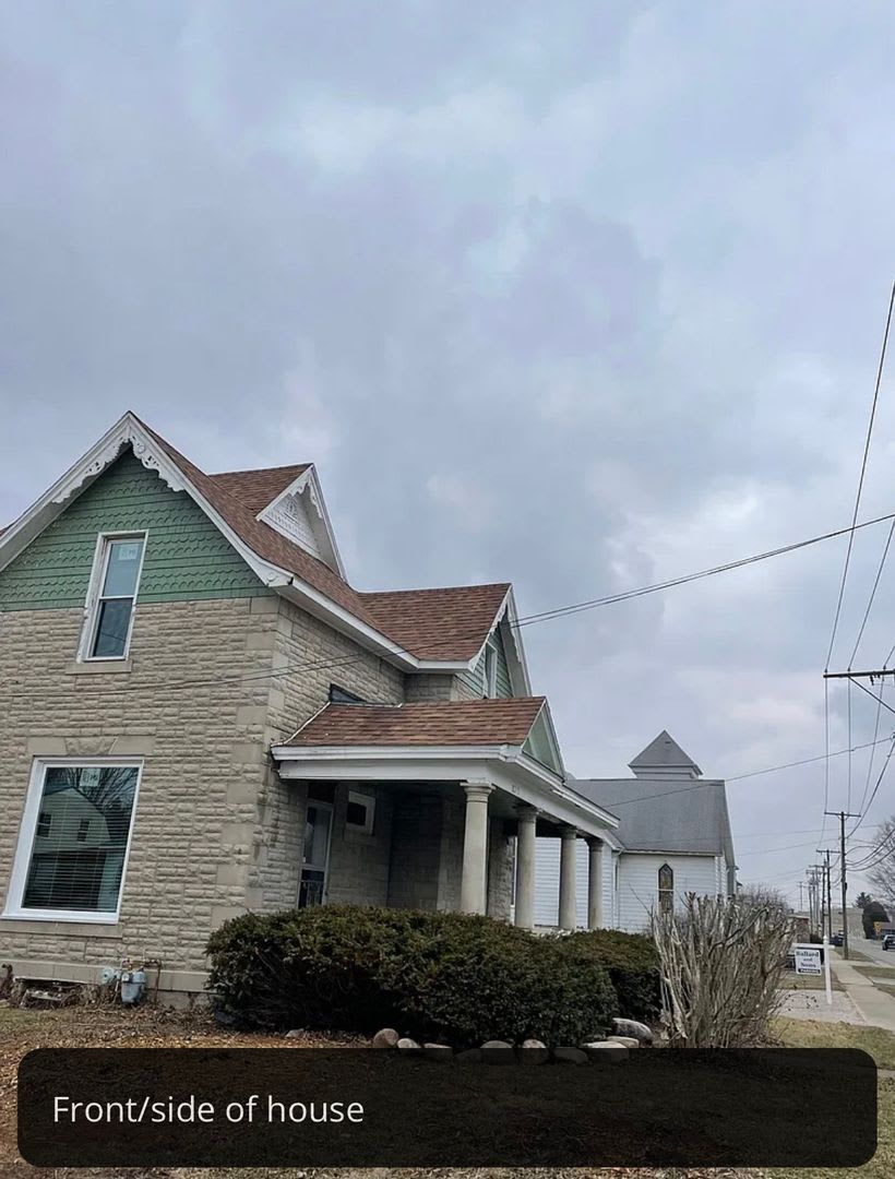 4 bed/ 2 bath – photo 1