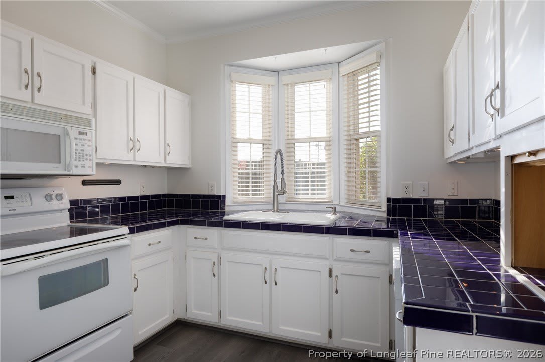 1228 Woodland Drive – photo 5