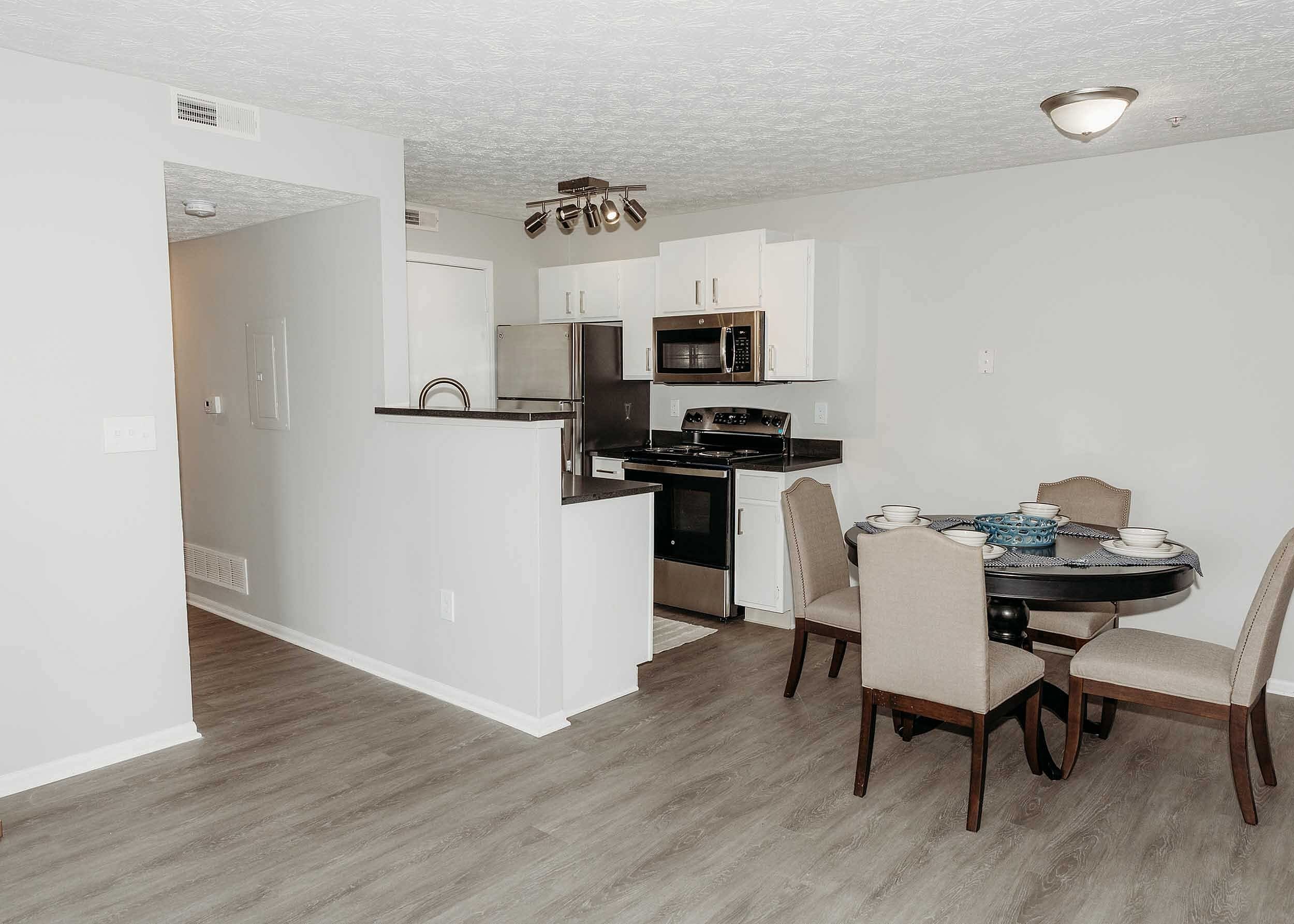 Enclave at Albany Park – photo 2