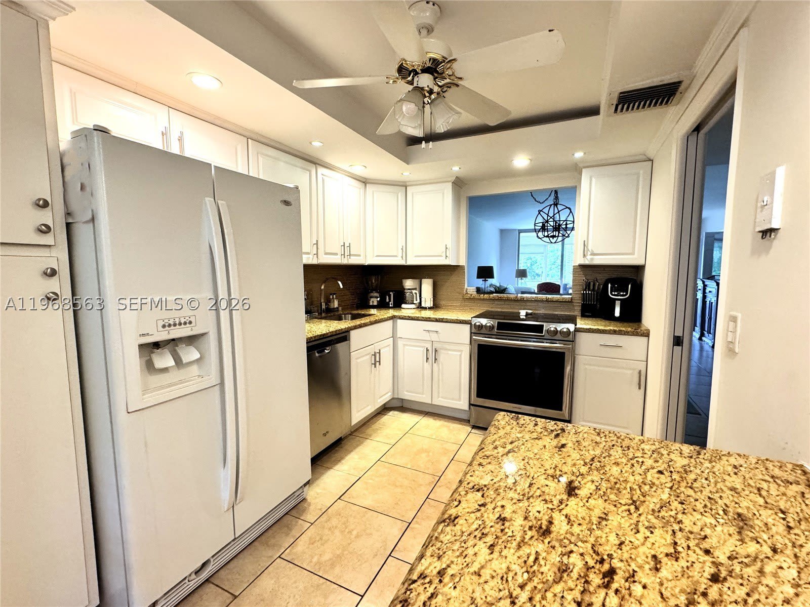 901 W Cypress Ln – photo 5