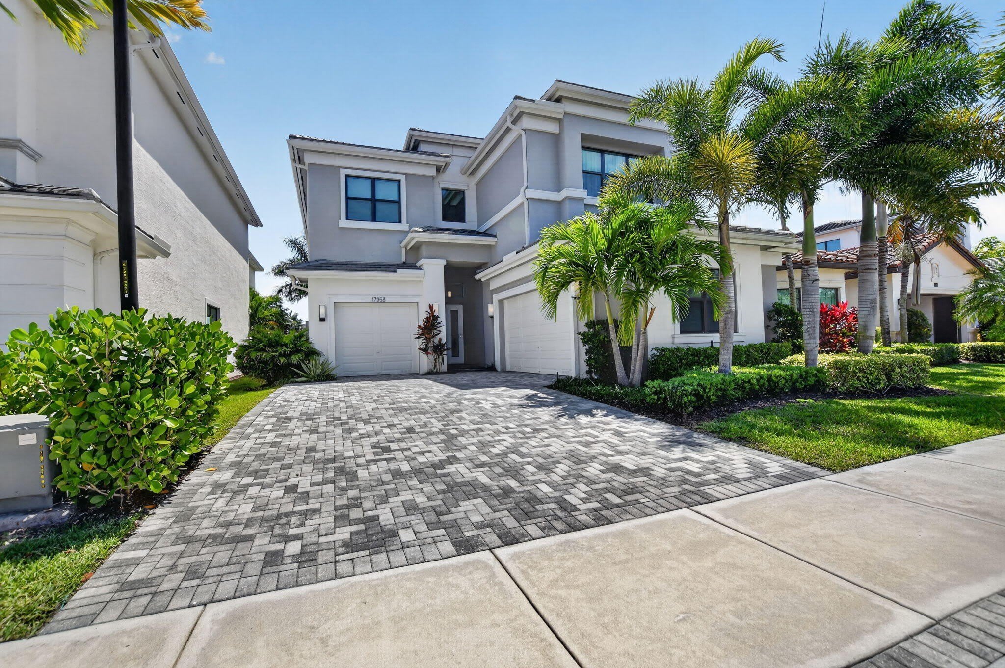 17358 Santaluce Manor – photo 2