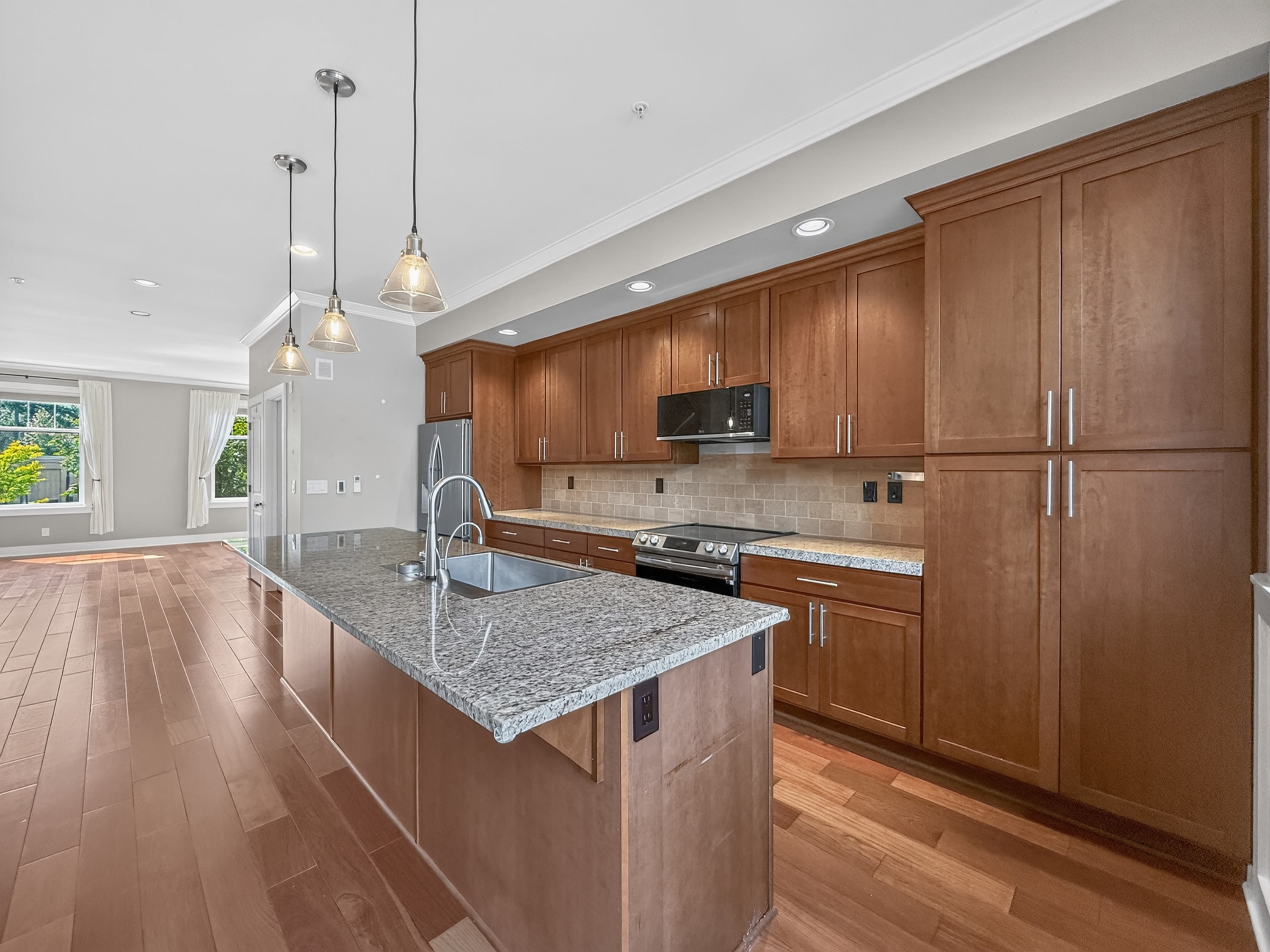 1078 NE High St – photo 1