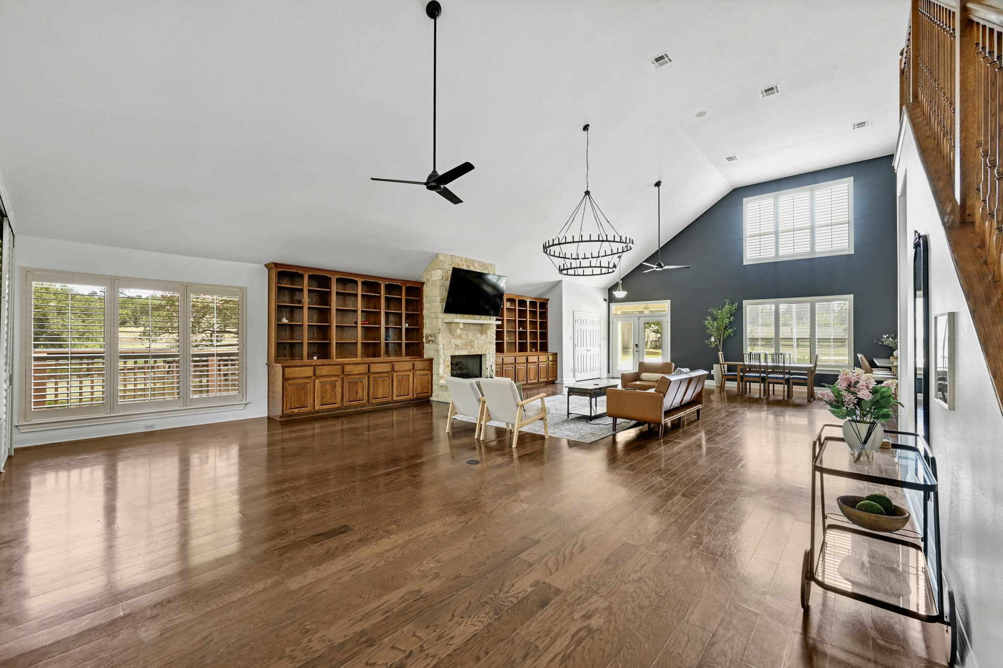 211 Moore Lane – photo 4
