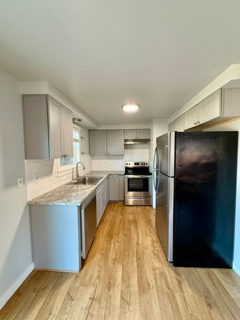 Centennial Triplex 00000 Cent 00 – photo 1