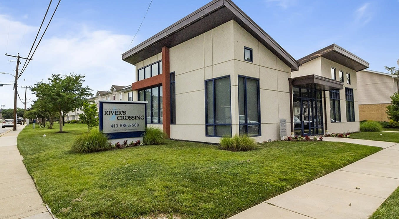 Townhomes at River Crossings – photo 2