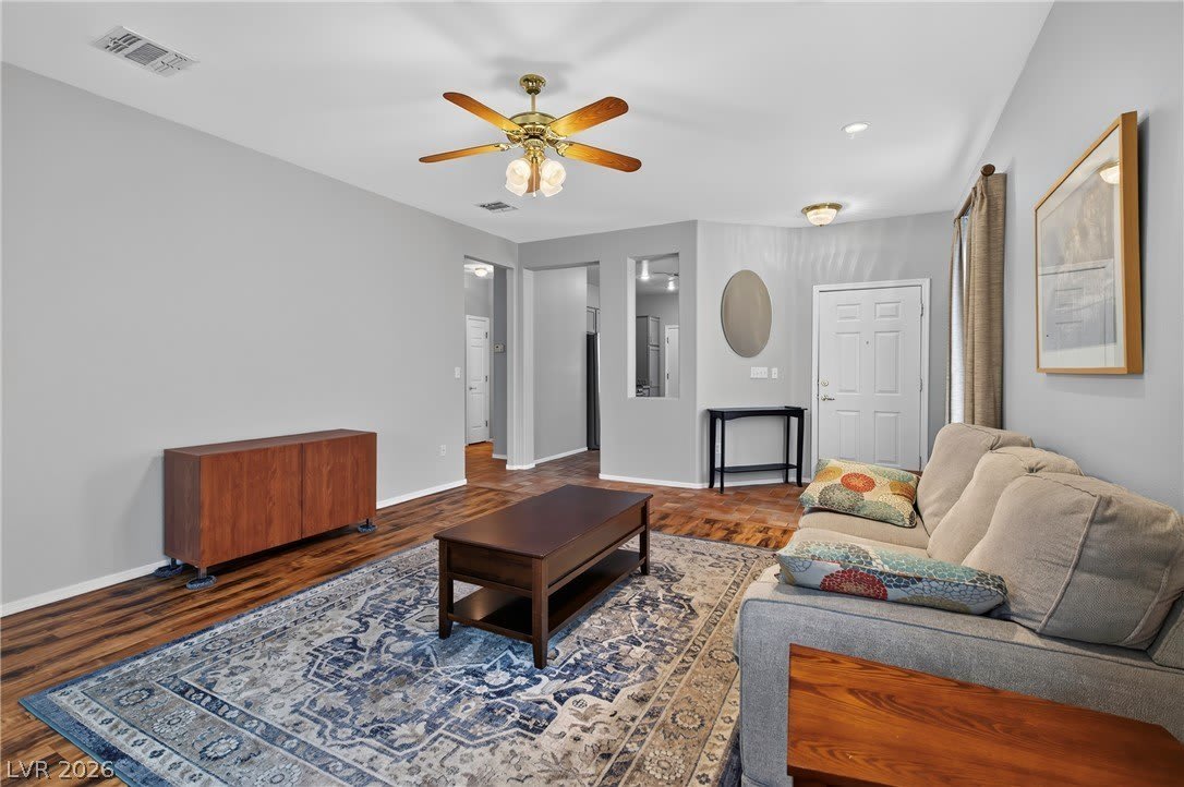 2118 Desert Woods Drive – photo 5