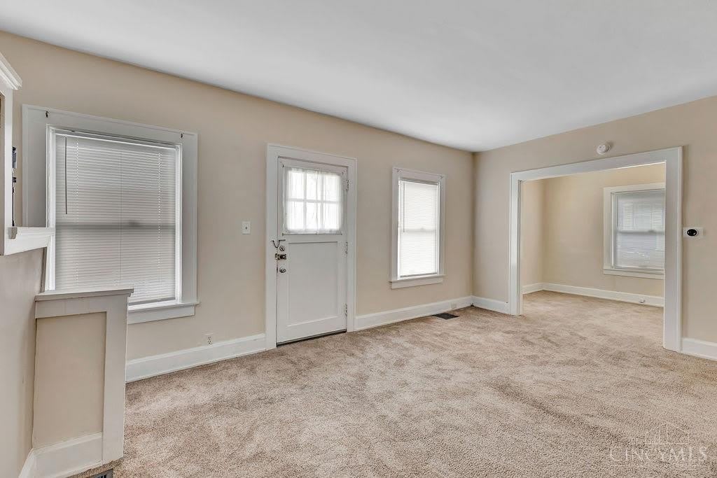 2775 Robertson Avenue – photo 3
