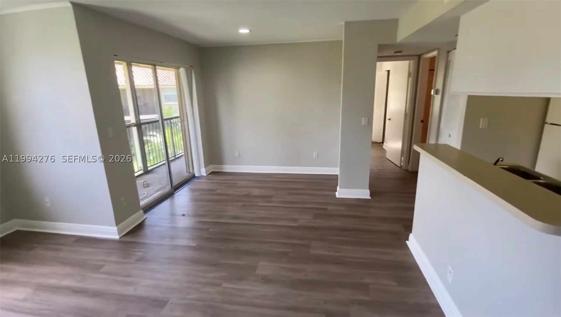 1261 Sw 46Th Ave – photo 4