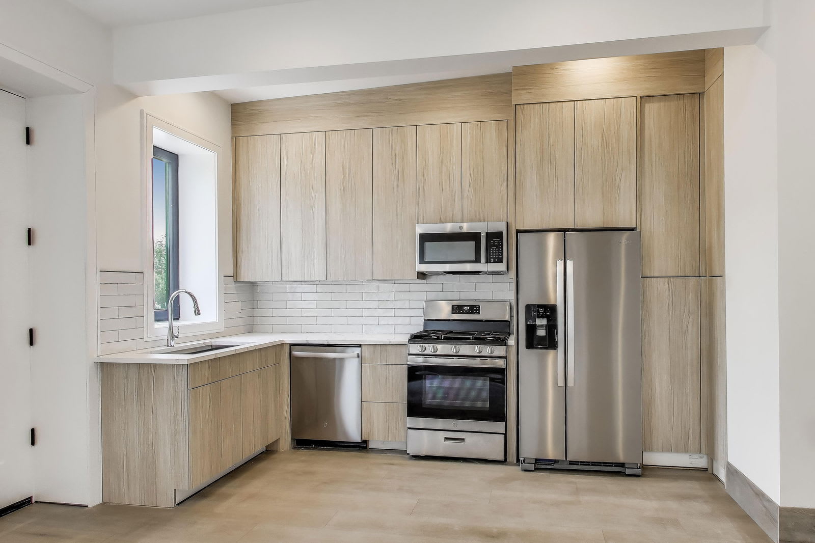 2023 North Drake Avenue – photo 5