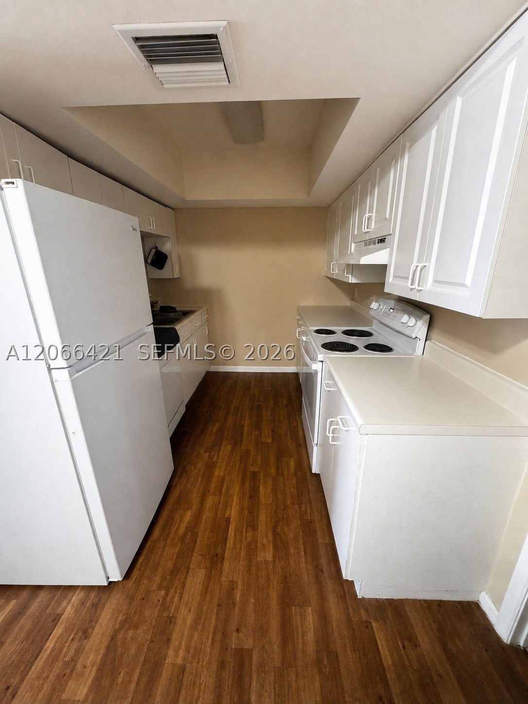2008 S 10th St – photo 4