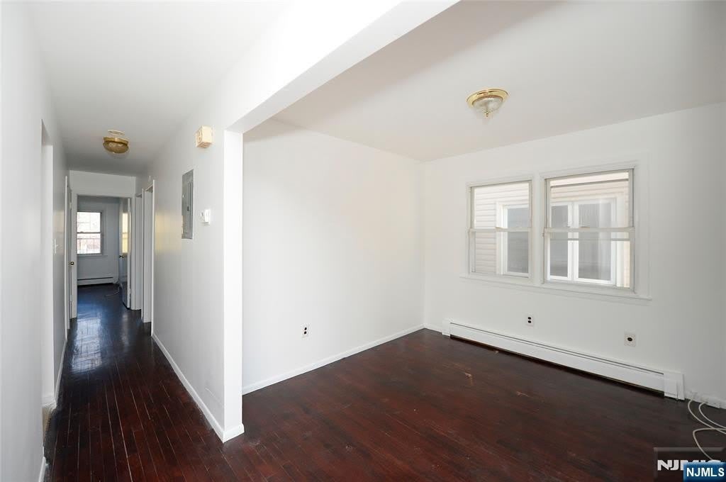 18 Colonial Drive – photo 2