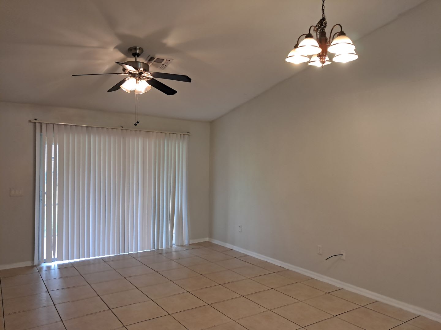 4868 Golfview Blvd – photo 3