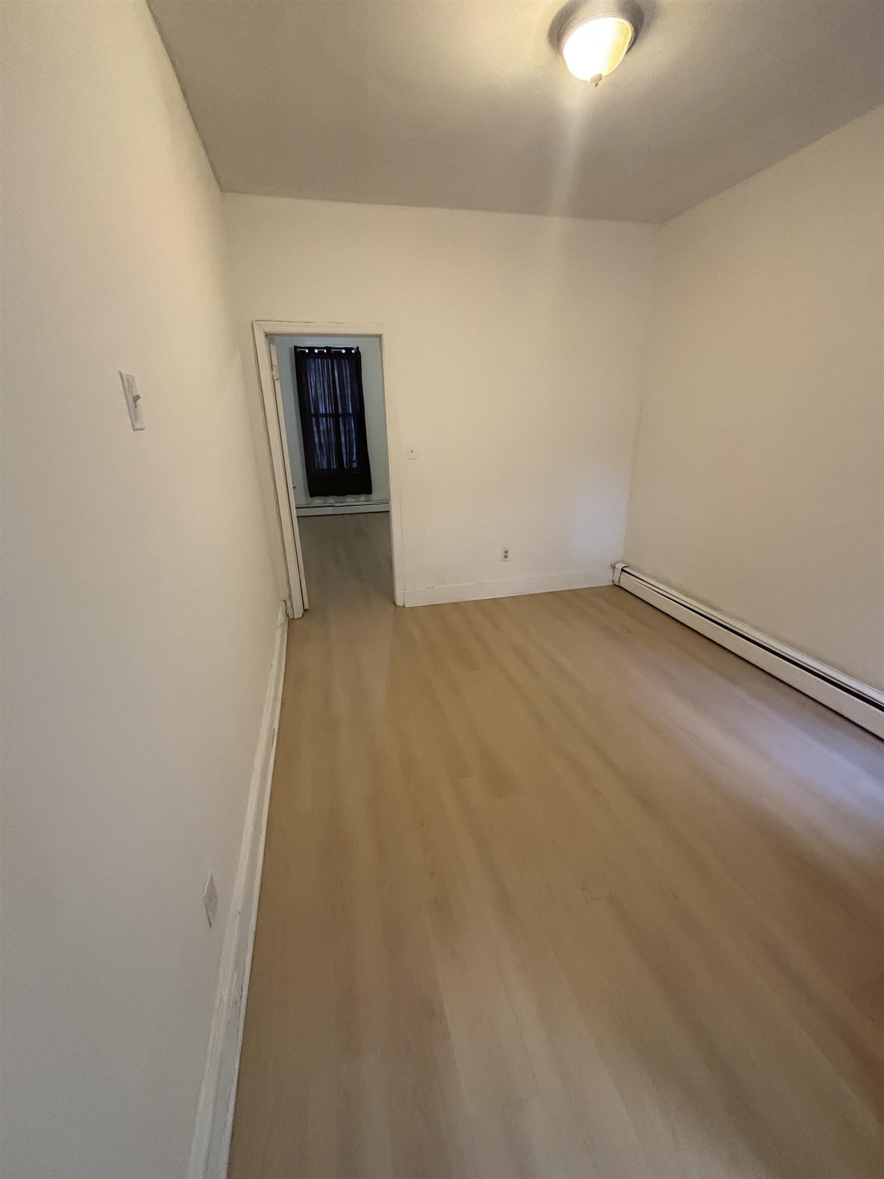 406 Woodlawn Ave – photo 3