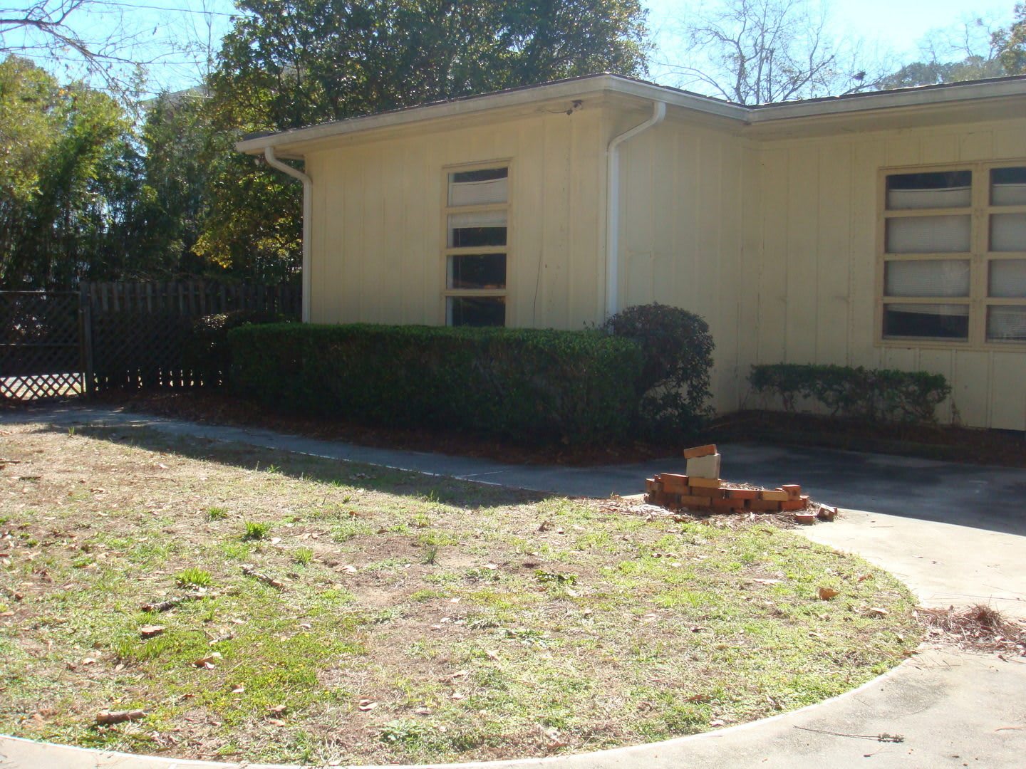 FOUR BEDROOM!! – photo 2