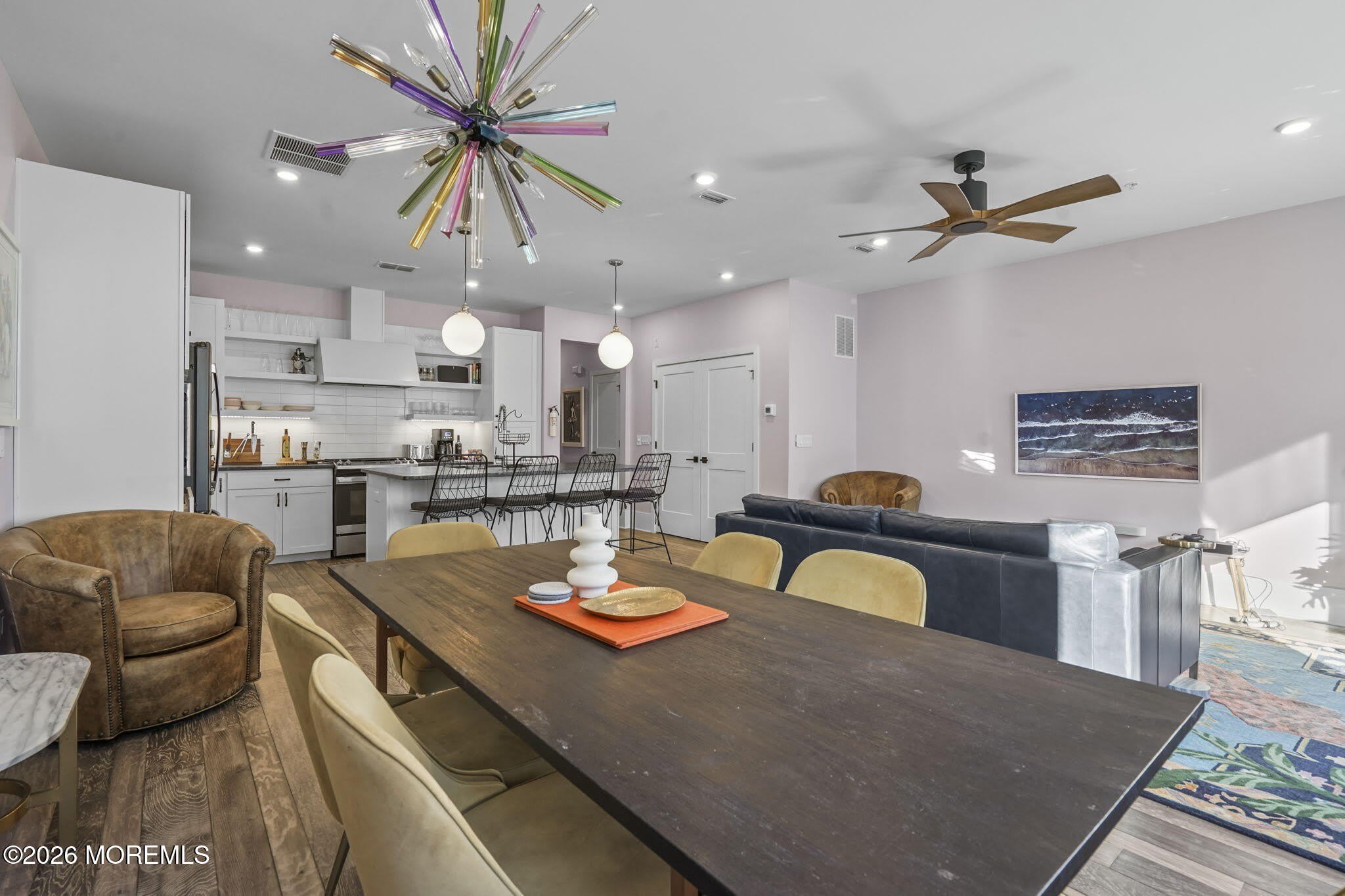 300 Asbury Avenue – photo 4