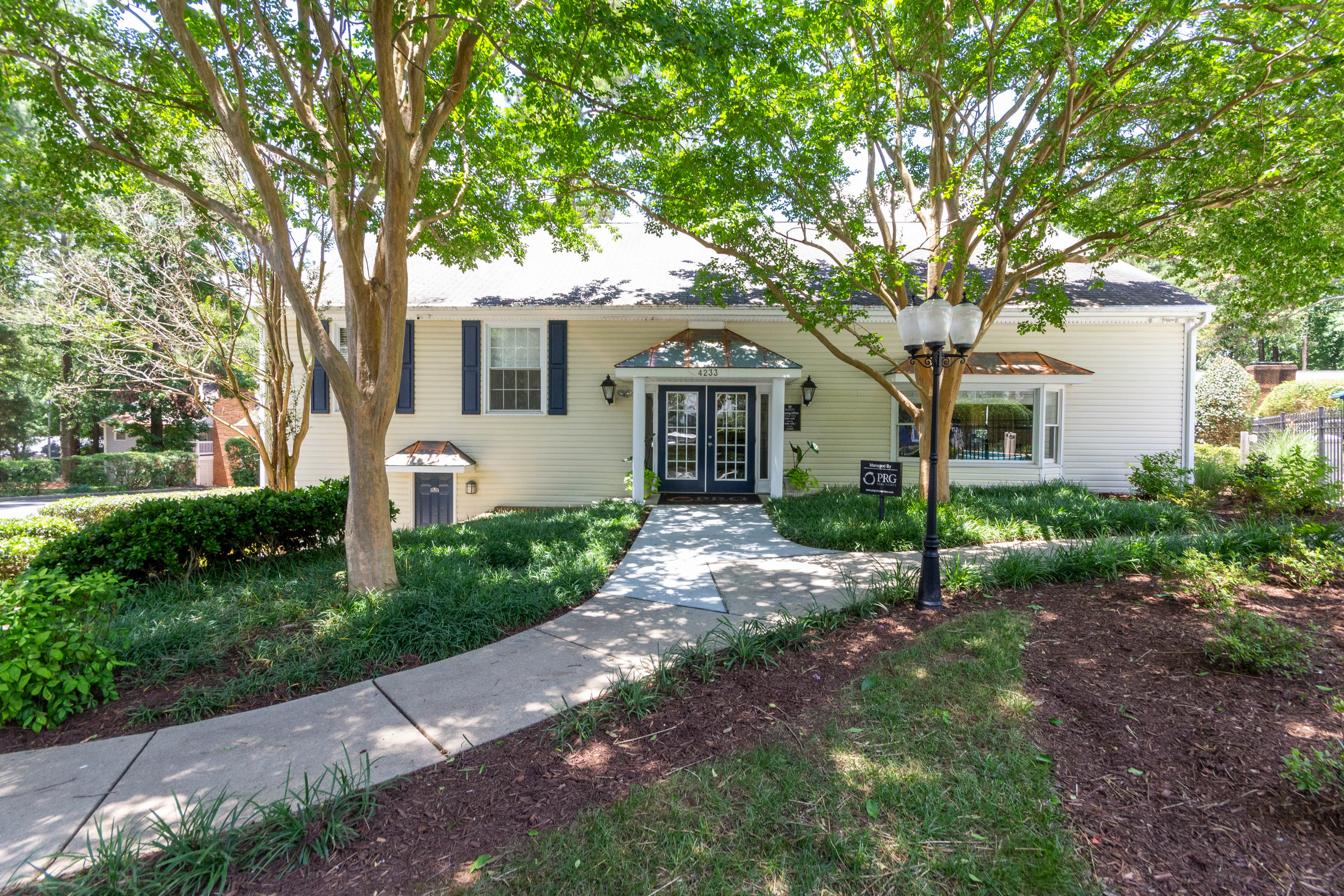 Lake Johnson Mews – photo 1