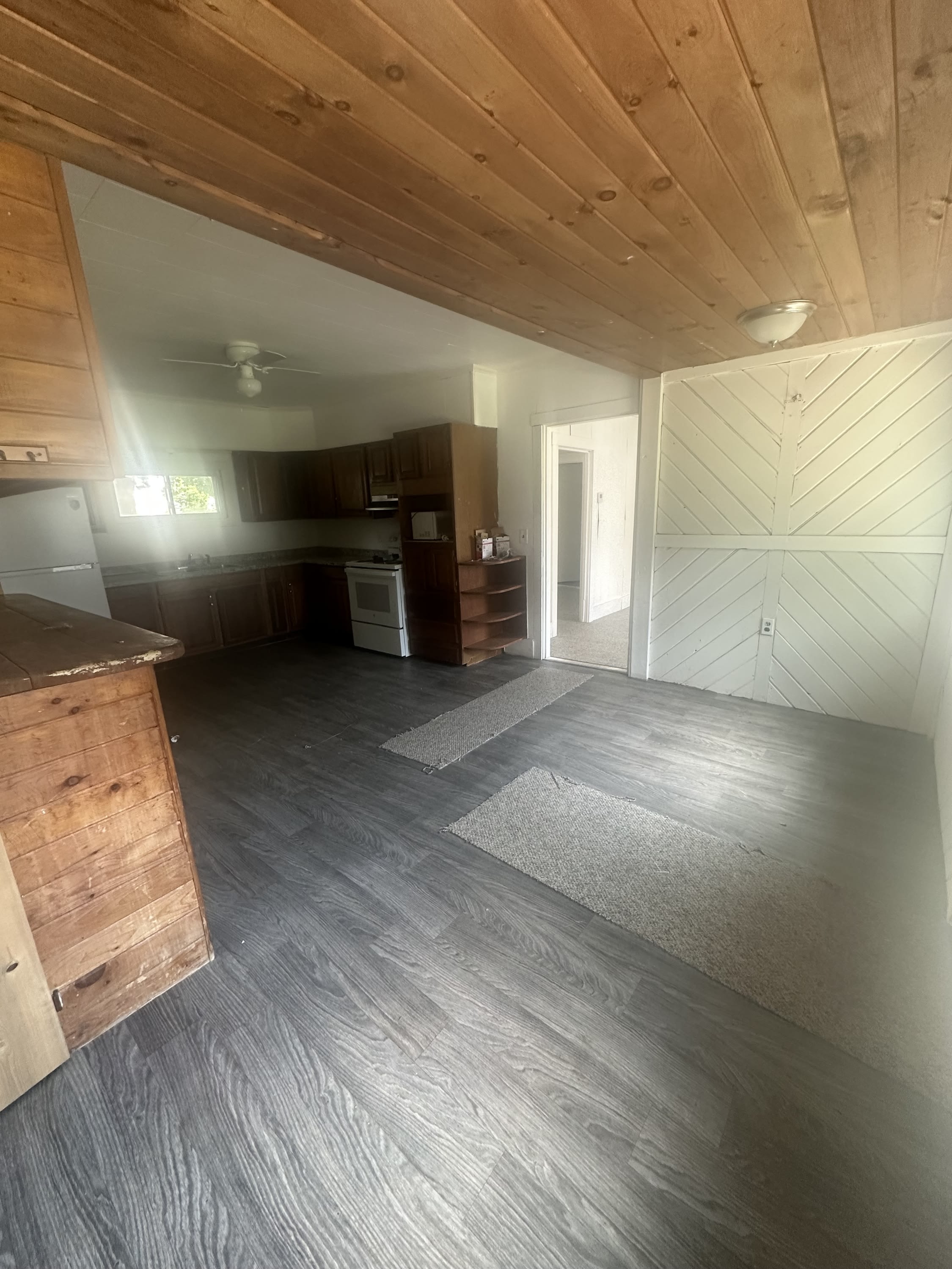 160 Washington Street – photo 1