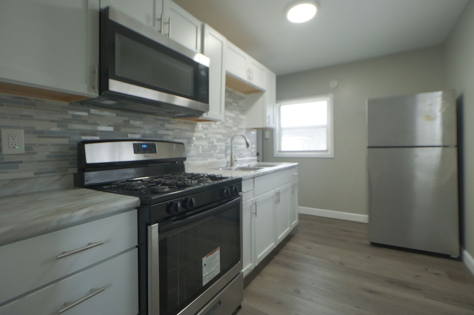 Charming Newly Updated 3 Bedroom Home – photo 1