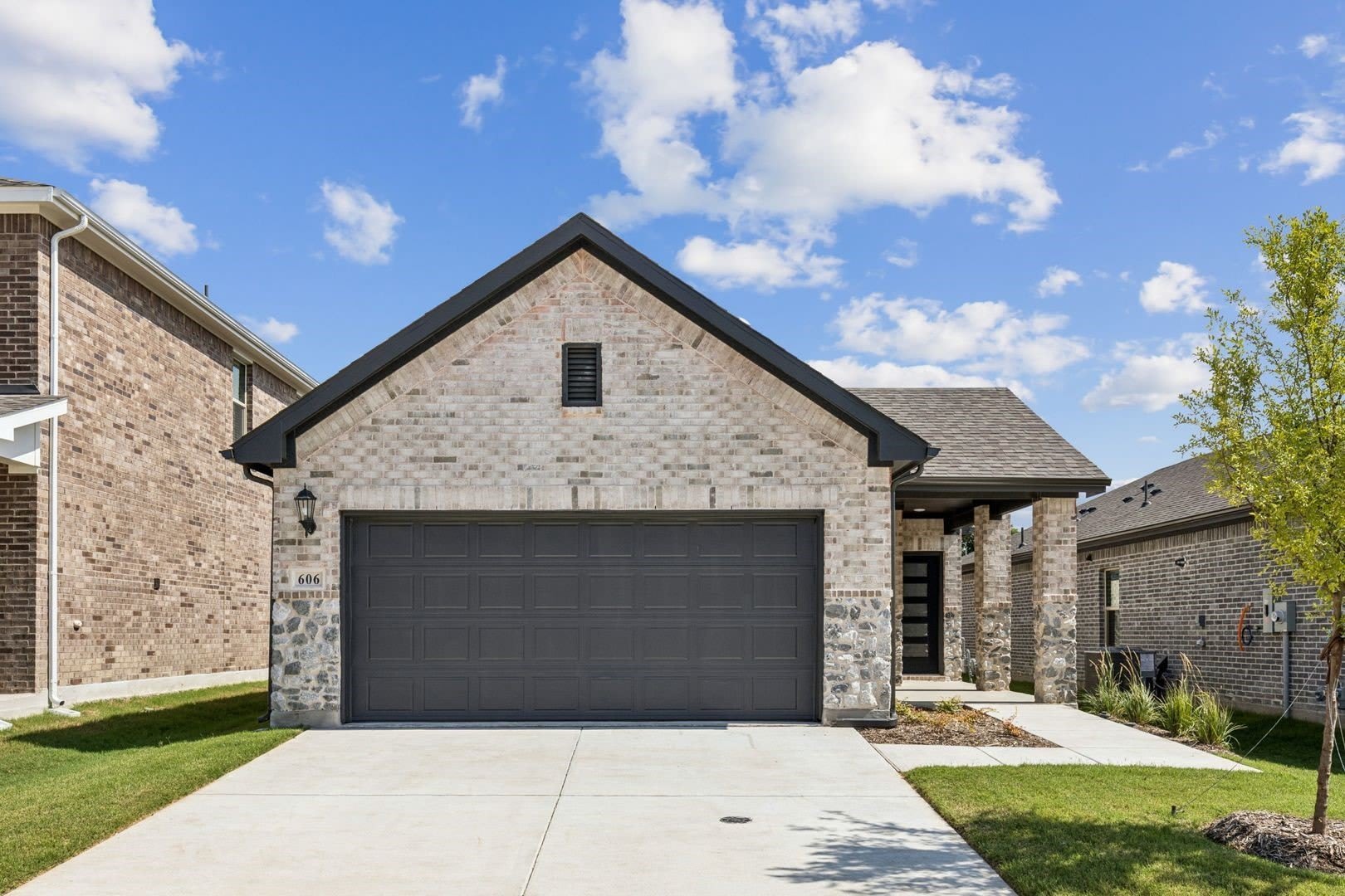606 Travine Drive – photo 2
