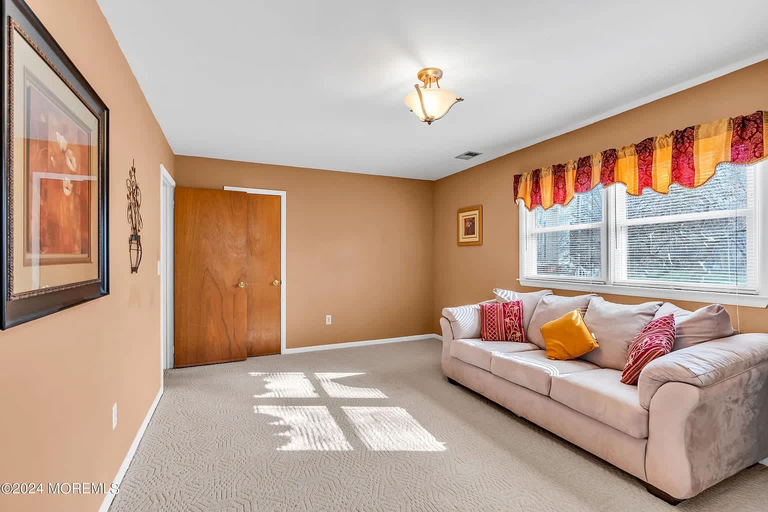 10 Mistletoe Ct – photo 5