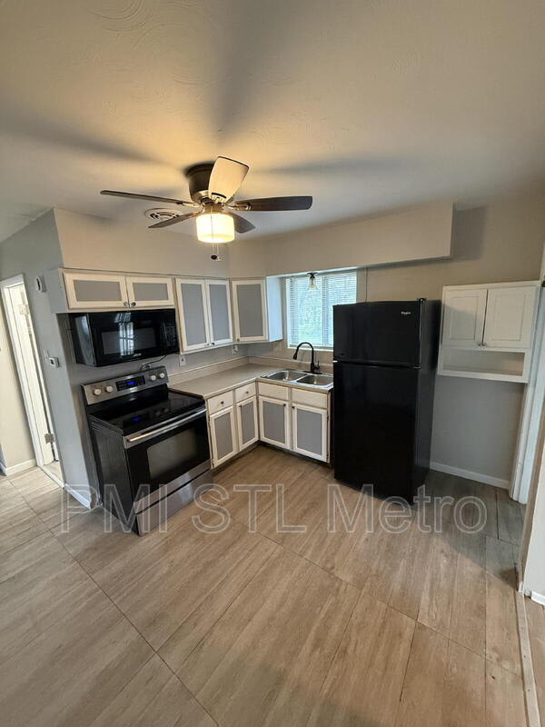 519 Graf Ave – photo 3