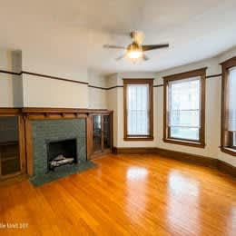 1544 North La Salle Drive – photo 2