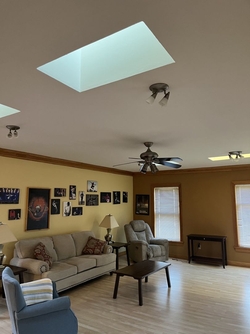 Fantastic 1 BR 2BA Home for Rent Near Brady Street – photo 5