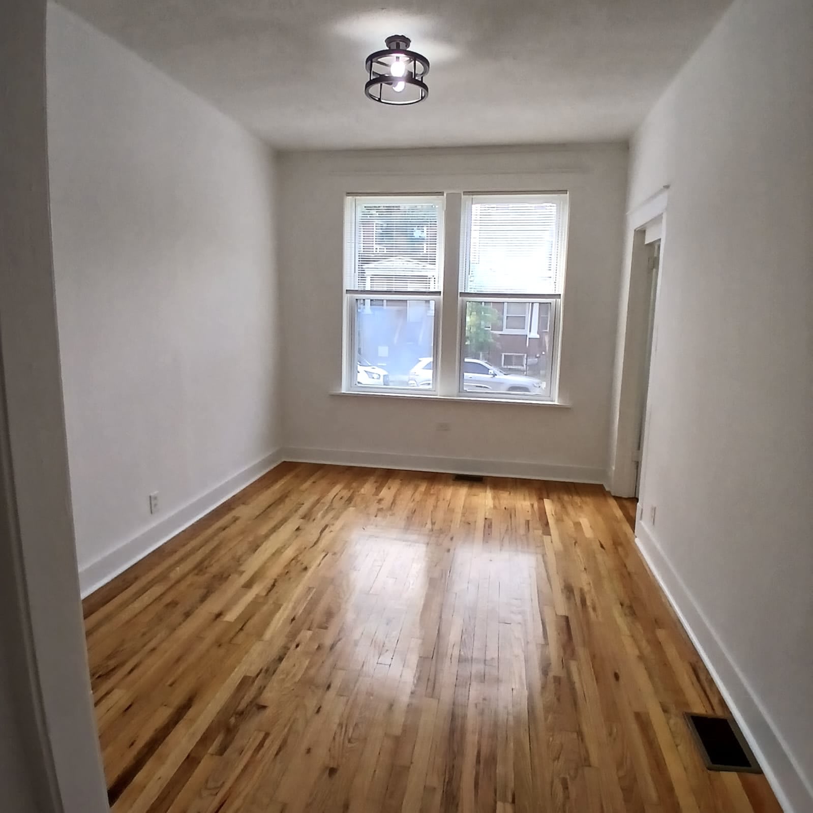 4050 West Hirsch – photo 2