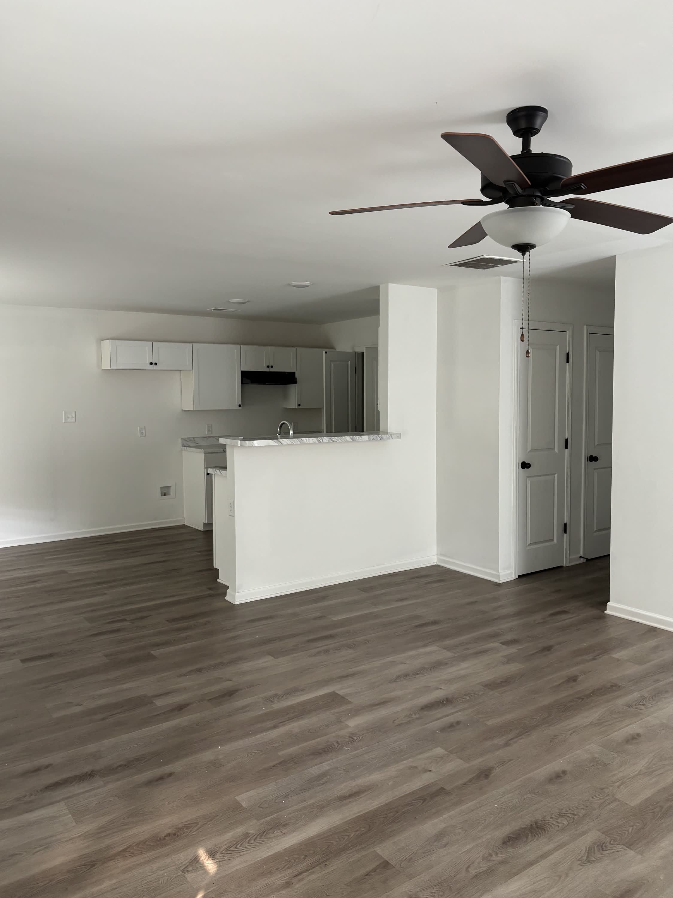 4534 Beacon Hill Drive – photo 4