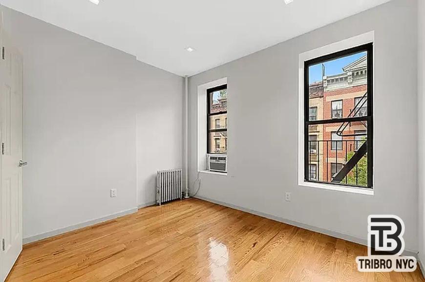 406 West 48th Street – photo 4