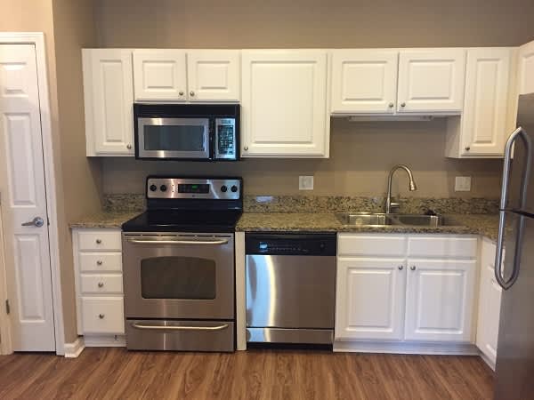 9768 Leyland Dr 10 – photo 2