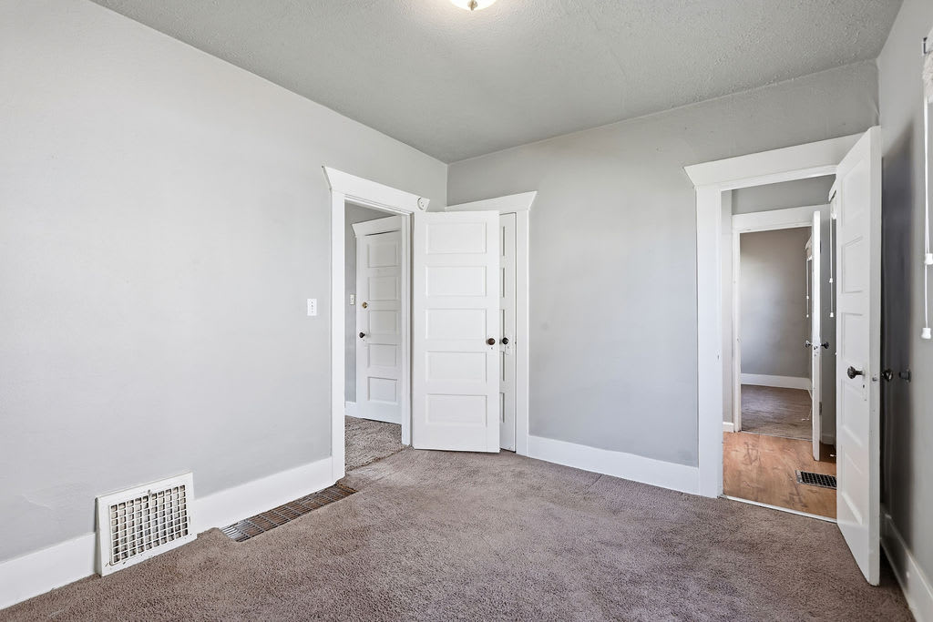 1316 E Carlisle Ave – photo 1