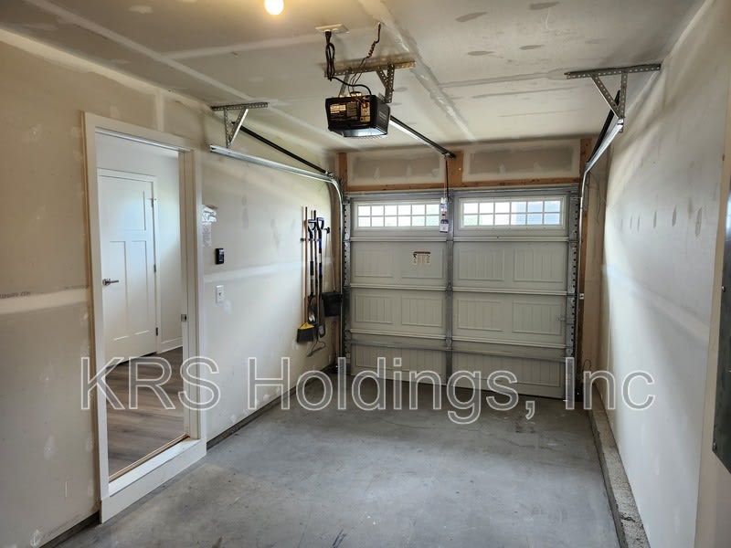 4527 Fountainbridge Ct – photo 3