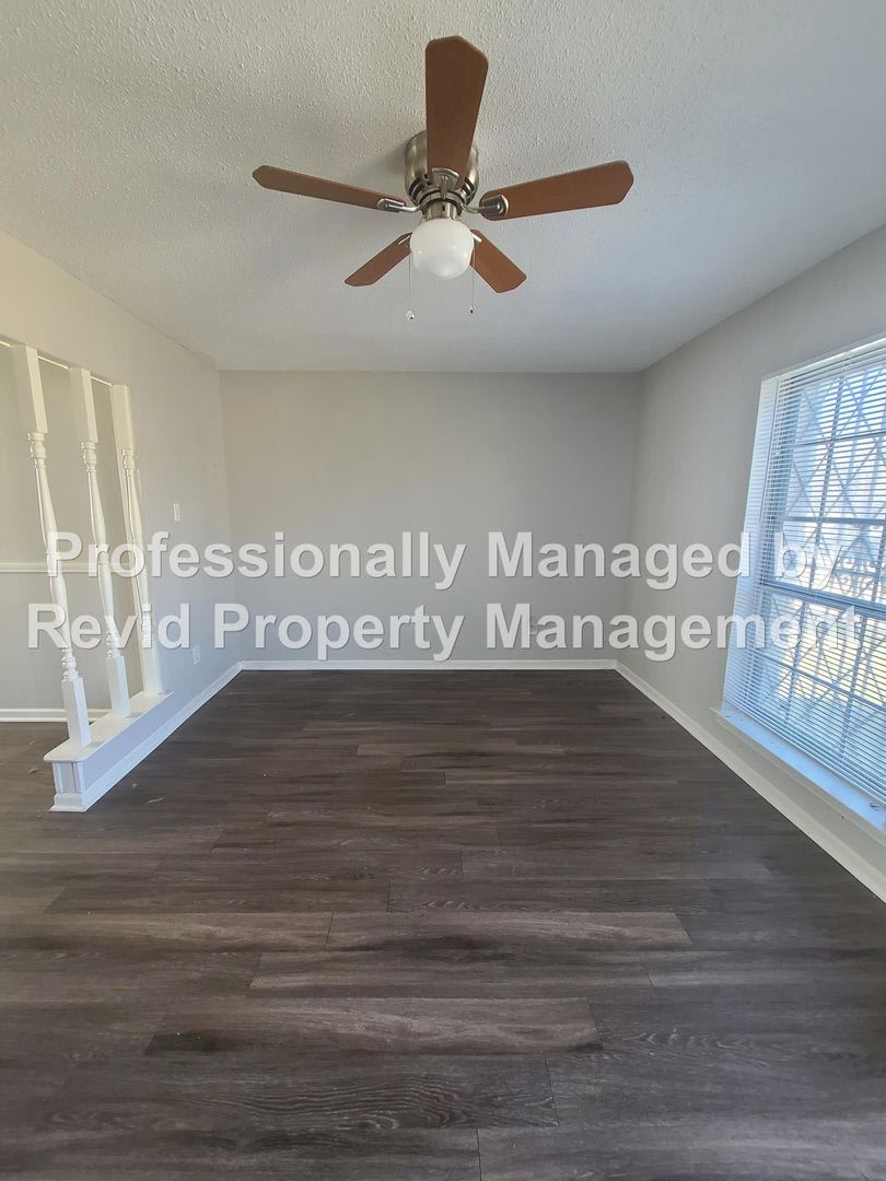 Spacious Northaven Home – photo 3