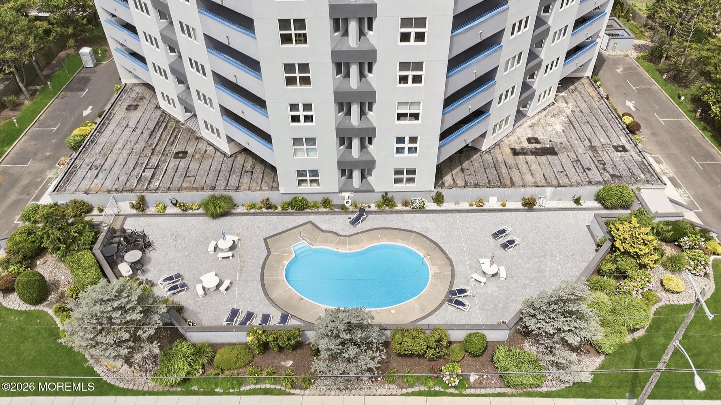 300 Ocean Avenue N – photo 2