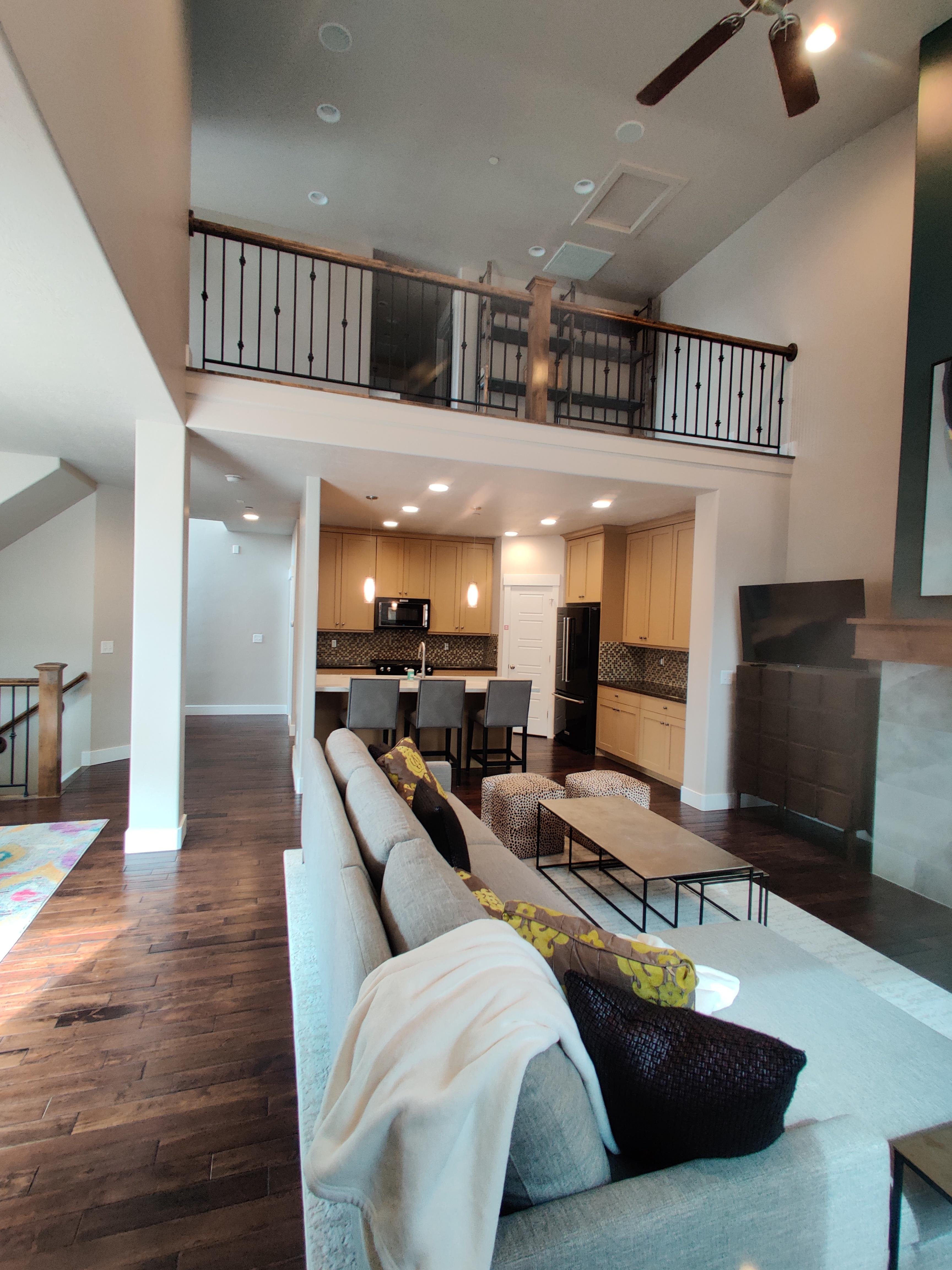 13287 Alexis Drive – photo 1