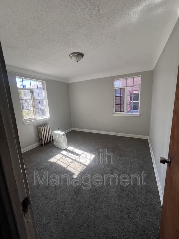 4203 Tyler St – photo 4